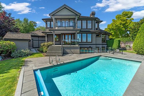 15919 Devonshire Dr, Surrey, BC, V3Z0M2 | Card Image