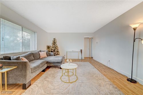 apt-18-1420 Vegas Valley Dr, Las Vegas, NV, 89169-2263 | Card Image