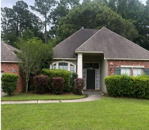 421 Greenfield Dr, Mandeville, LA, 70448-4149 | Card Image
