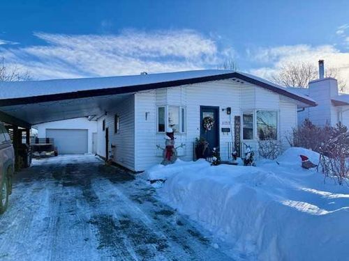 11717 95 St, Grande Prairie, AB, T8V4N9 | Card Image