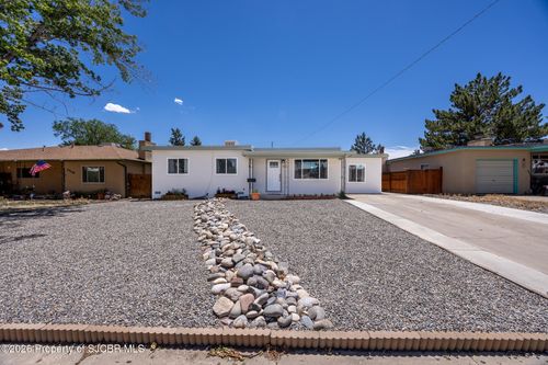 1117 N Chaco Ave, Farmington, NM, 87401-7058 | Card Image