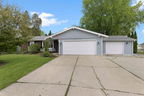 2698 Wendy Ln, Rockford, IL, 61109-1842 | Card Image