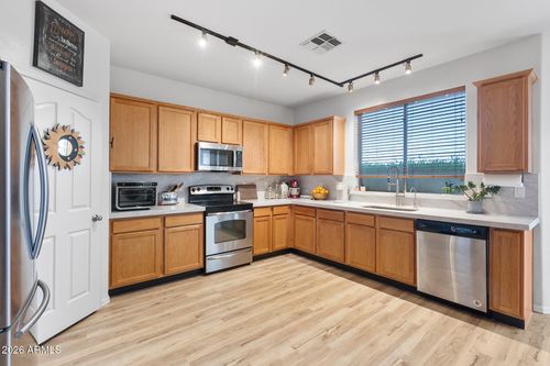 18035 E La Posada Ct, Gold Canyon, AZ, 85118-7507 | Card Image