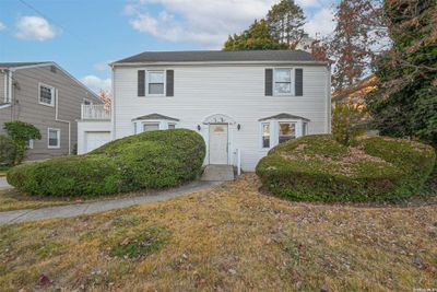 17 Carman Street, House other with 3 bedrooms, 1 bathrooms and null parking in Hempstead NY | Image 1