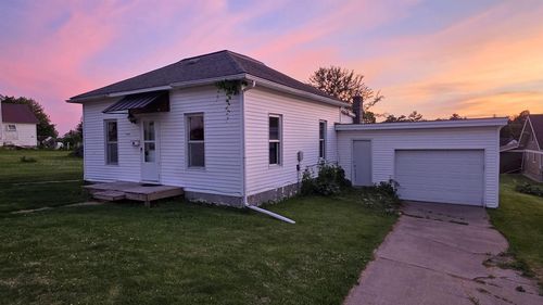 1260 Madison Street, FENNIMORE, WI, 53809 | Card Image