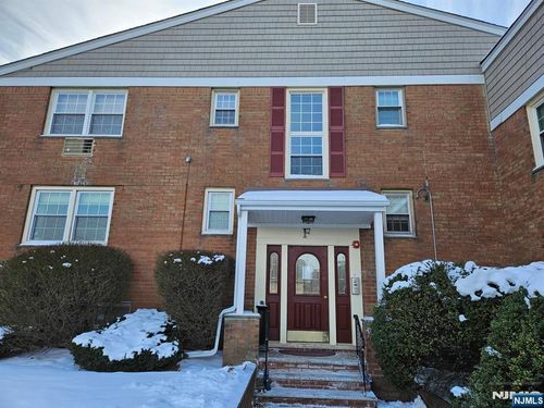 605 F8 Grove Street, Clifton, NJ, 07013 | Card Image