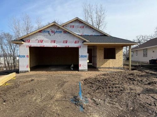 1041 Harvest Way, Lake City, MN, 55041-2218 | Card Image