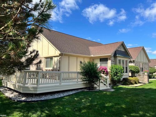 42666 Schienle Ln, Clinton Township, MI, 48038-5016 | Card Image