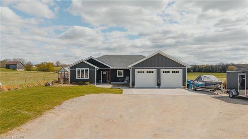 401372 Grey Rd 4, Hanover, ON, N4N3B8 | Card Image