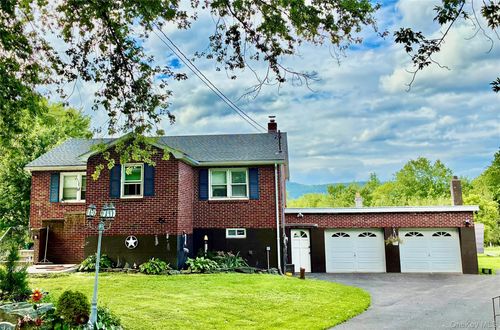 228 Bruynswick Rd, New Paltz, NY, 12561-4122 | Card Image