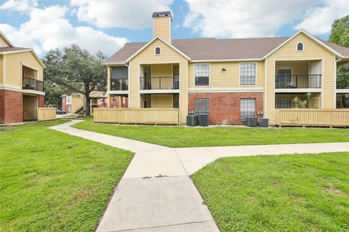unit-101-8724 Mallard Reserve Dr, TAMPA, FL, 33614-2369 | Card Image