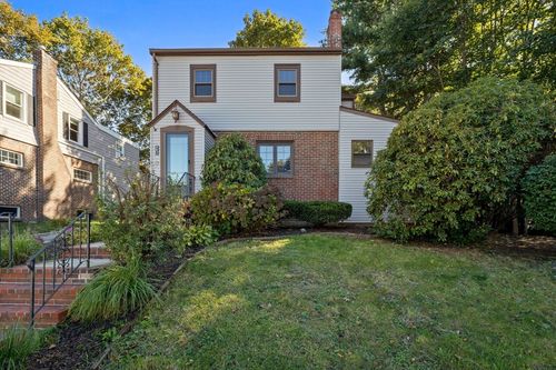 20 Richards Rd, Weymouth, MA, 02189-1025 | Card Image