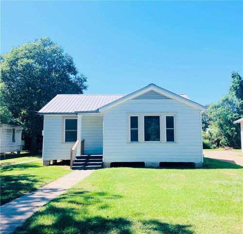 604 S Holly St, Bunkie, LA, 71322-2115 | Card Image