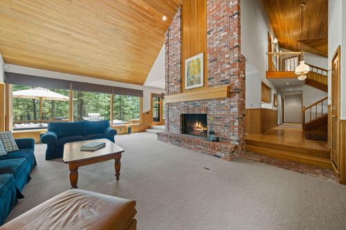 gm-298-13471 Foin Follette, Sisters, OR, 97759-0947 | Card Image