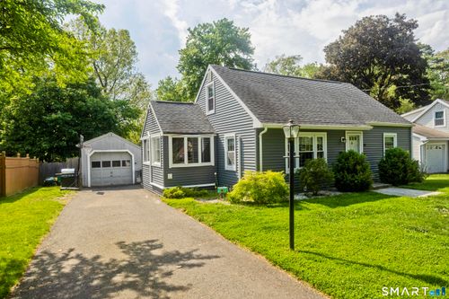 18 Wilstar Cir, Enfield, CT, 06082-4608 | Card Image