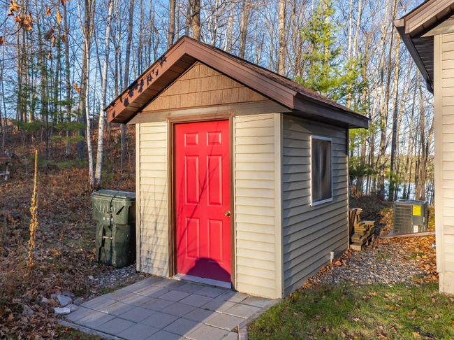 8676 E Bakely Cir, House other with 3 bedrooms, 2 bathrooms and null parking in Minocqua WI | Image 33