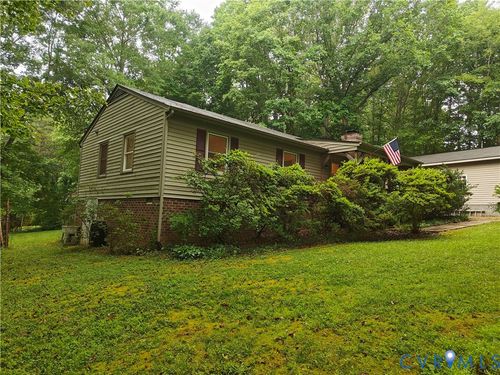 2855 Gaynel Dr, Powhatan, VA, 23139-7726 | Card Image