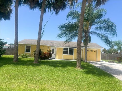 1573 Sw Lexington Dr, Port St. Lucie, FL, 34953-2264 | Card Image