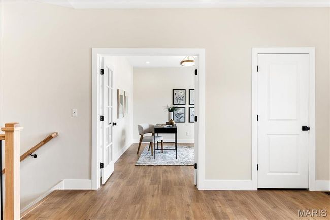 Home office with glass French doors! | Image 9