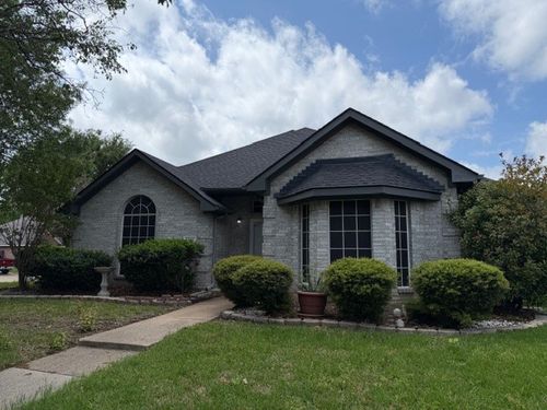 4541 Westbriar Ln, Grand Prairie, TX, 75052-3546 | Card Image