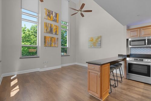 apt-500-99 Walnut St, Chattanooga, TN, 37403-1138 | Card Image