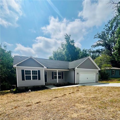 268 Hatley Cir Ne, Concord, NC, 28025-3432 | Card Image