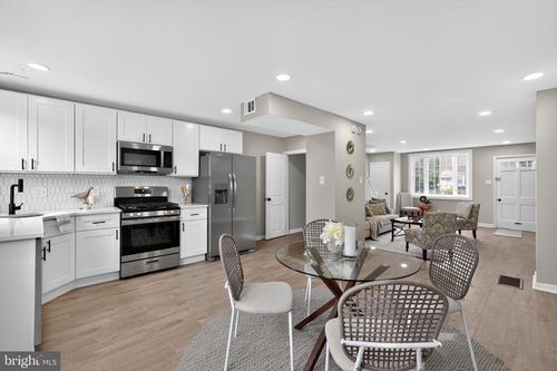 6143 Reach St, PHILADELPHIA, PA, 19111-5923 | Card Image