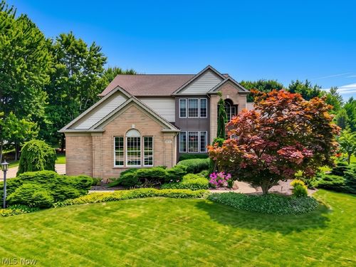 9615 Windsor Way, Twinsburg, OH, 44087-3261 | Card Image