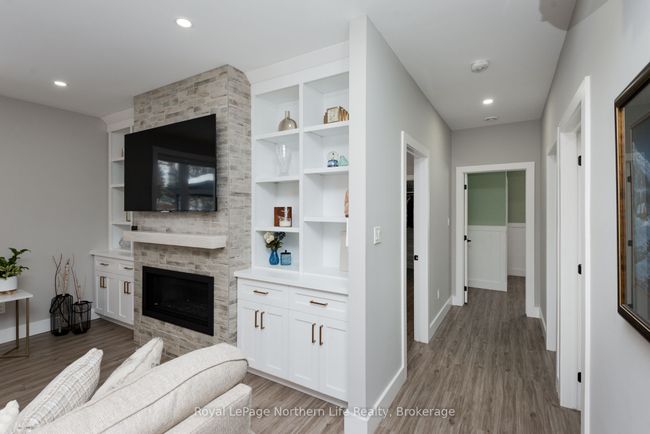 109 Greenwood Dr, House other with 3 bedrooms, 2 bathrooms and 8 parking in Bonfield ON | Image 35