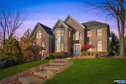 22 Briarwood Way, North Haledon, NJ, 07508-3134 | Card Image