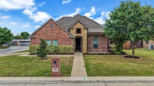 101 Whitetail Dr, Willow Park, TX, 76008-1109 | Card Image