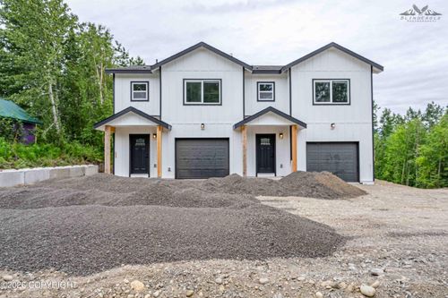 1-5945 E Porcupine Ave, Wasilla, AK, 99654-4606 | Card Image