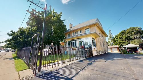 540 10th Ave, Hanover, ON, N4N2P4 | Card Image