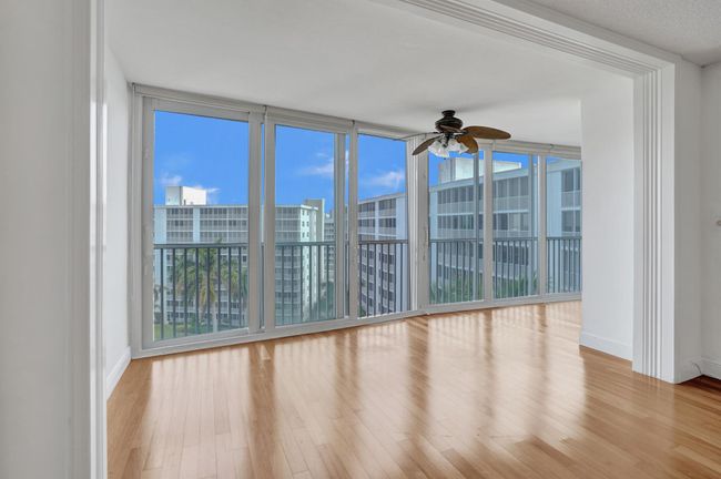 APT-918C - 3300 S Ocean Blvd, Condo with 2 bedrooms, 2 bathrooms and null parking in Highland Beach FL | Image 5