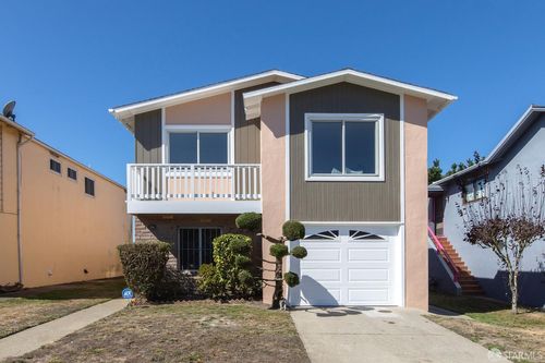 256 Edgewood Drive, Pacifica, CA, 94044 | Card Image