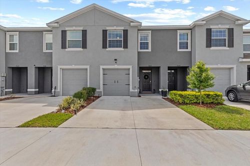 33064 Tulip Petal Ln, WESLEY CHAPEL, FL, 33545-5352 | Card Image