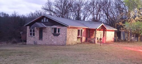 28 Danbury Ln, Elkland, MO, 65644-7254 | Card Image