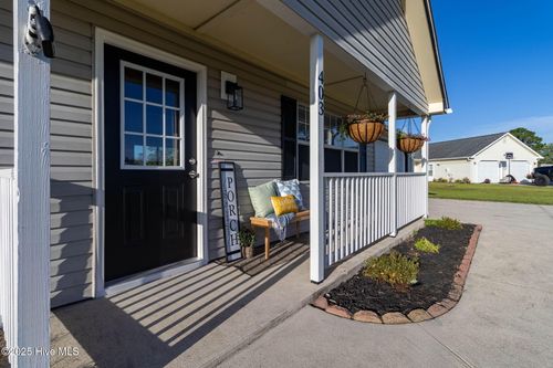 403 Dayrell Dr, Hubert, NC, 28539-4575 | Card Image