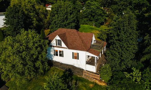 18 Madison St, Beattyville, KY, 41311-8321 | Card Image