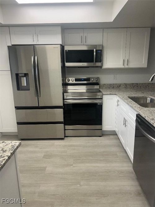 apt-2-5707 Foxlake Dr, NORTH FORT MYERS, FL, 33917-8613 | Card Image