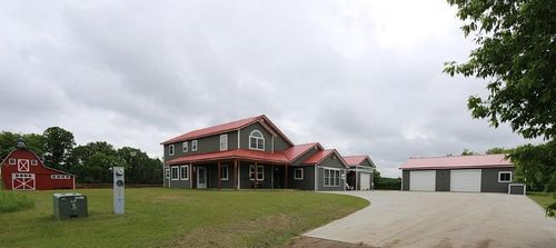 39192 460th Ave, Perham, MN, 56573-8832 | Card Image