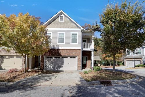 128 Davina Dr, Smyrna, GA, 30082-1533 | Card Image