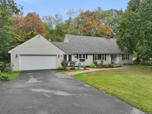 107 W Mountain Rd, West Simsbury, CT, 06092-2513 | Card Image