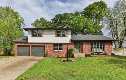 3311 S Graystone Ave, Springfield, MO, 65804-6499 | Card Image