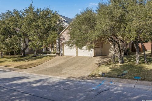 611 Enchanted Way, San Antonio, TX, 78260-4368 | Card Image