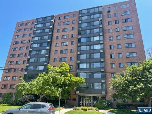 90 Prospect Ave, Hackensack, NJ, 07601-1909 | Card Image