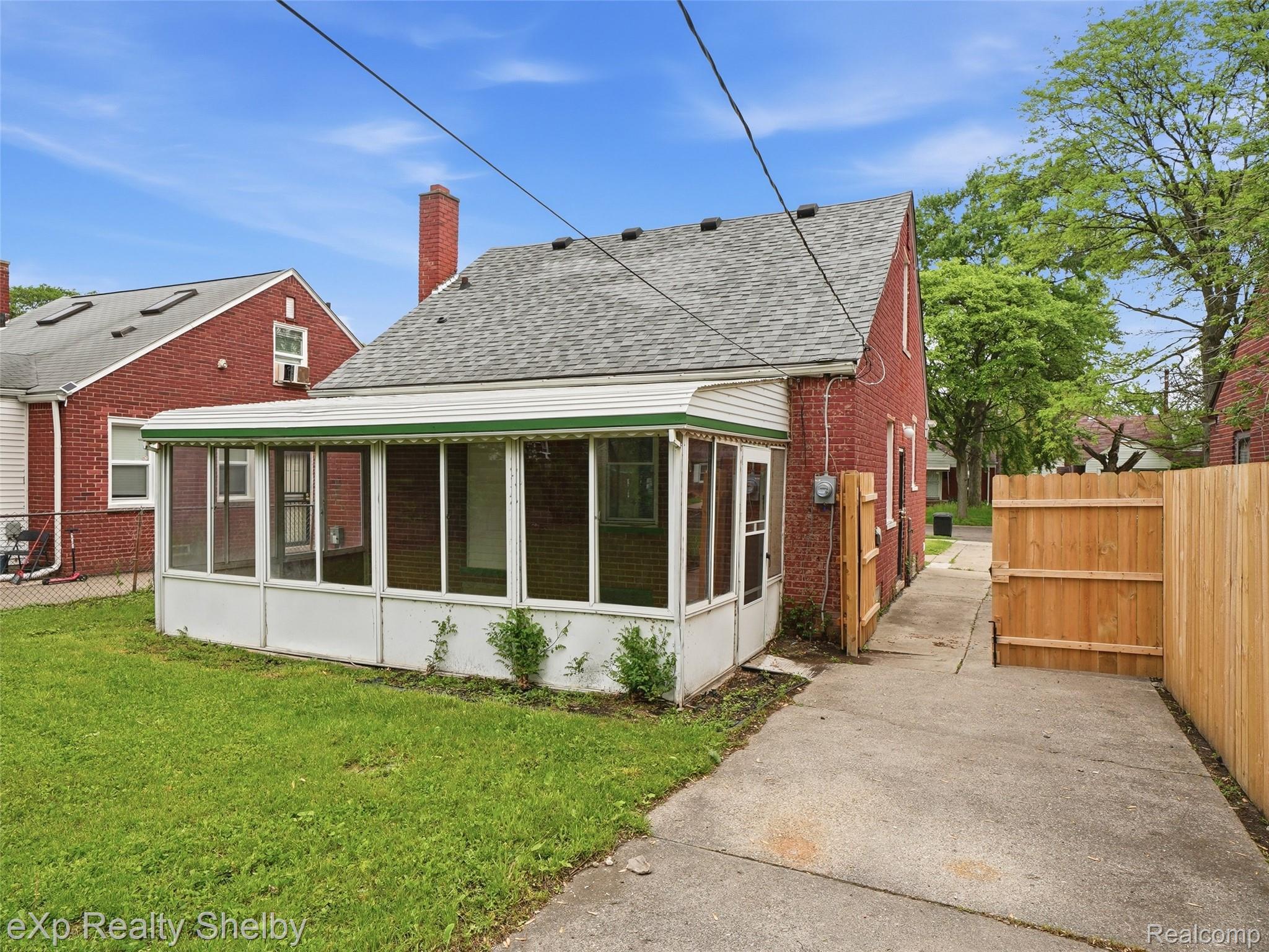 Residential in Detroit 3