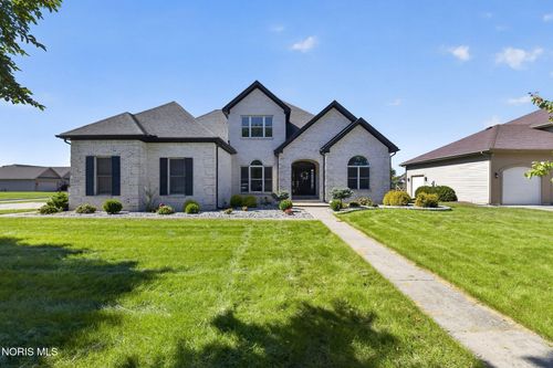 520 Pine Valley Dr, Bowling Green, OH, 43402-5202 | Card Image