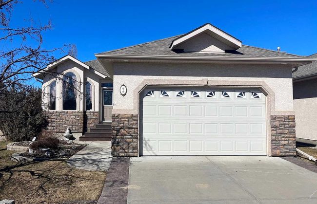 2 - 173 Austin Drive, Home with 3 bedrooms, 2 bathrooms and 4 parking in Red Deer AB | Image 1