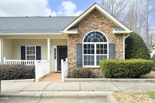 200 Madres Ln, Morrisville, NC, 27560-6821 | Card Image